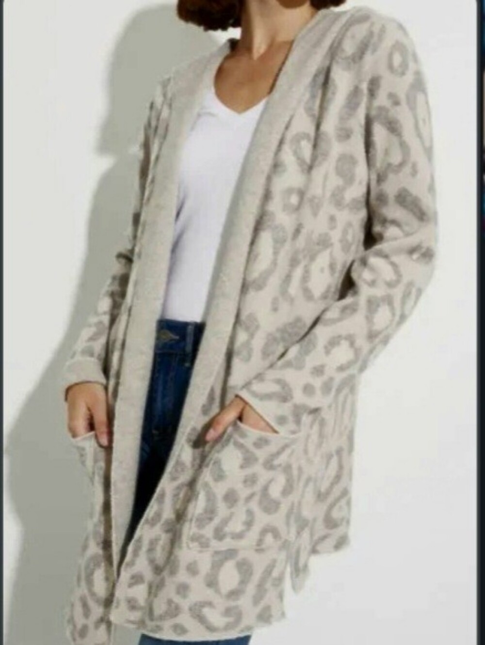 Isaac Mizrahi Gray Leopard Print Open Sweater